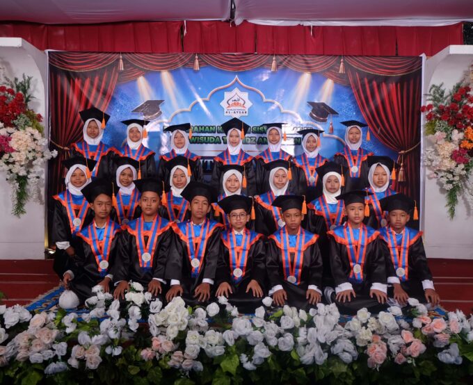Pelepasan Siswa dan Wisuda Tahfidz SDIT AL AYSAR